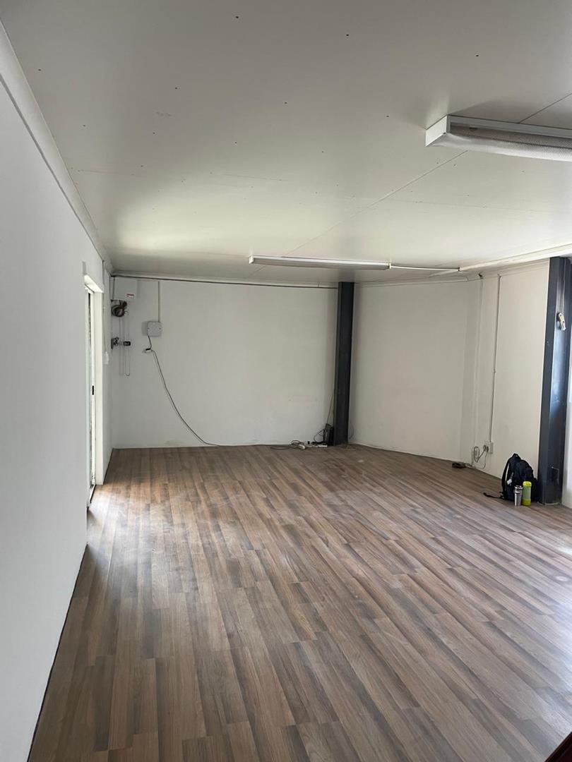 To Let commercial Property for Rent in Maitland Western Cape